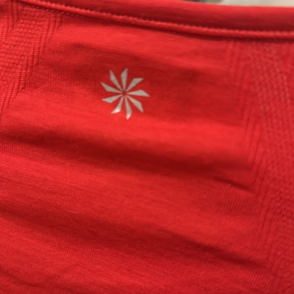 Athleta Momentum Long Sleeved Shirt Clover Berry/Cherry Red Size XL - Picture 6 of 7